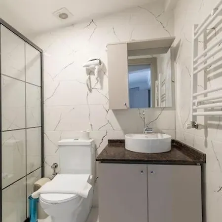 Cozy & Comfy Studio At Beyoglu - 46